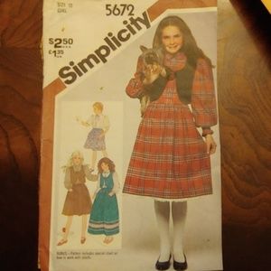 A Vintage 3 Dress Simplicity Sewing Pattern 1960's